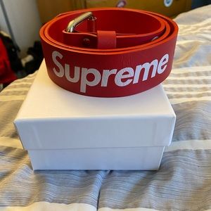 Supreme belt size S/M